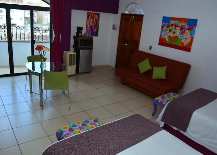 Boutique Pueblo Lindo